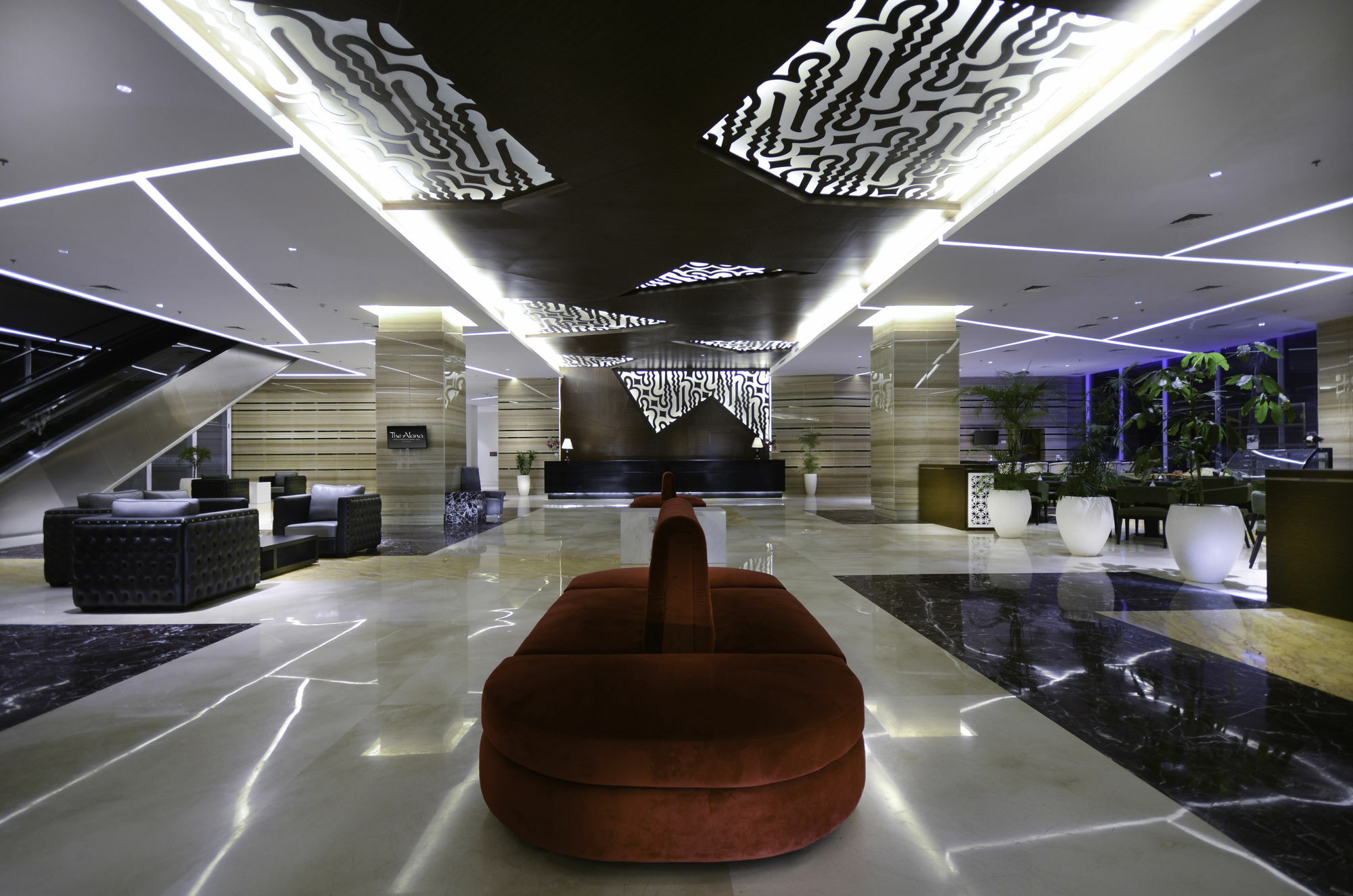 The Alana Hotel & Convention Center Solo By Aston Exterior foto